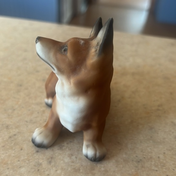 House of Global Art vintage corgi figurine - Picture 2 of 4